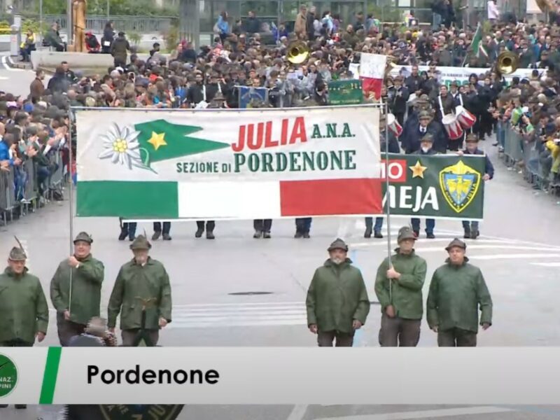 Alpini Sezione Pordenone. Il video dello sfilamento a Udine