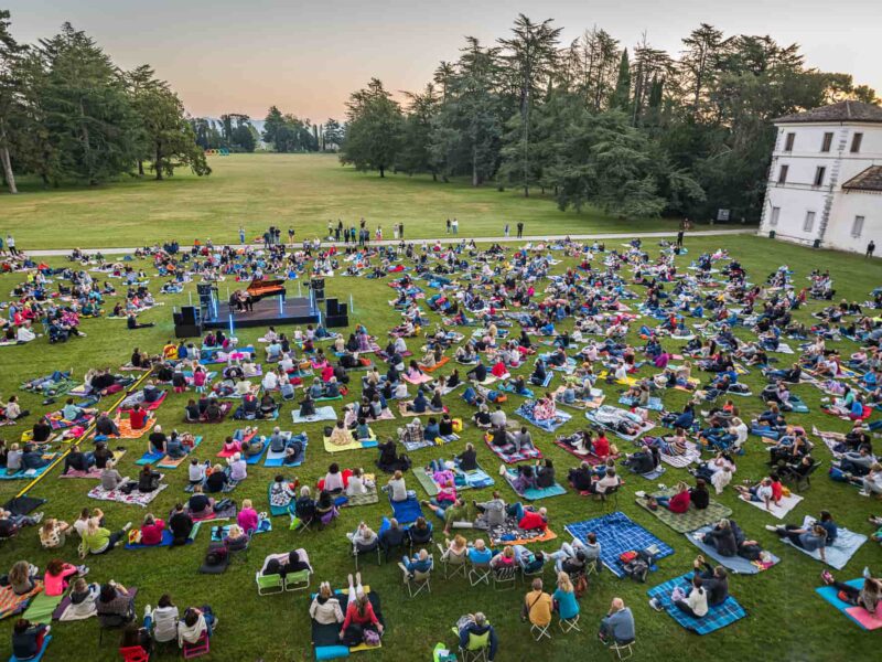 Villa Manin si è risvegliata all’alba con le note del Maestro Remo Anzovino