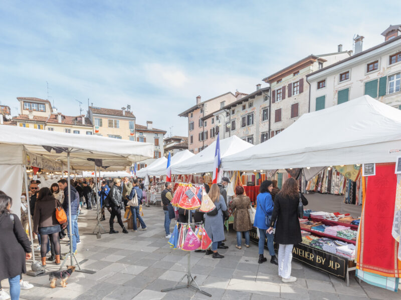 Mercatino francese a Udine dal 11 al 14 aprile 2024